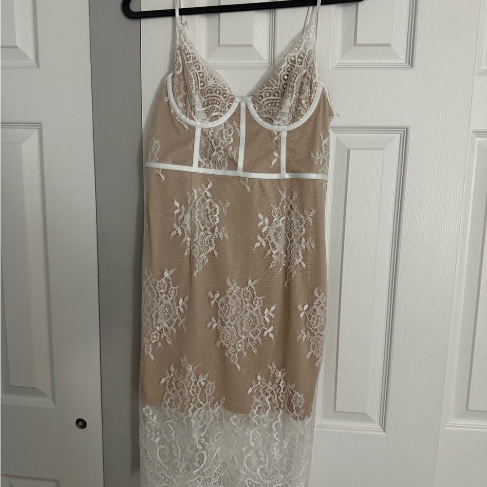 Lulus Within My Dreams White Lace Bustier Bodycon Midi Dress - Picture 2 of 4
